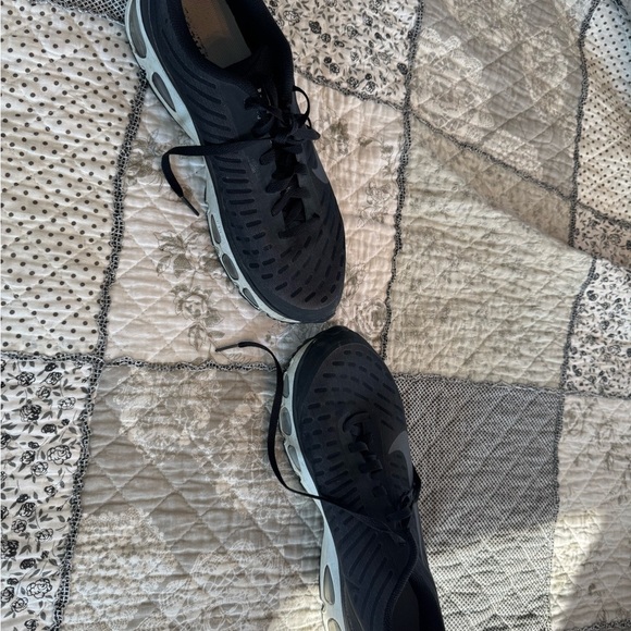 Nike Men's shoes - Picture 7 of 9